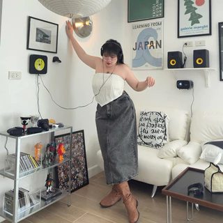 Metal Denim Skirt กระโปรงยีนส์ยาว(สีเมทัล)ผ่าหลังเอวสูง (ดำฟอก)💕🦋✨ | Geebeety