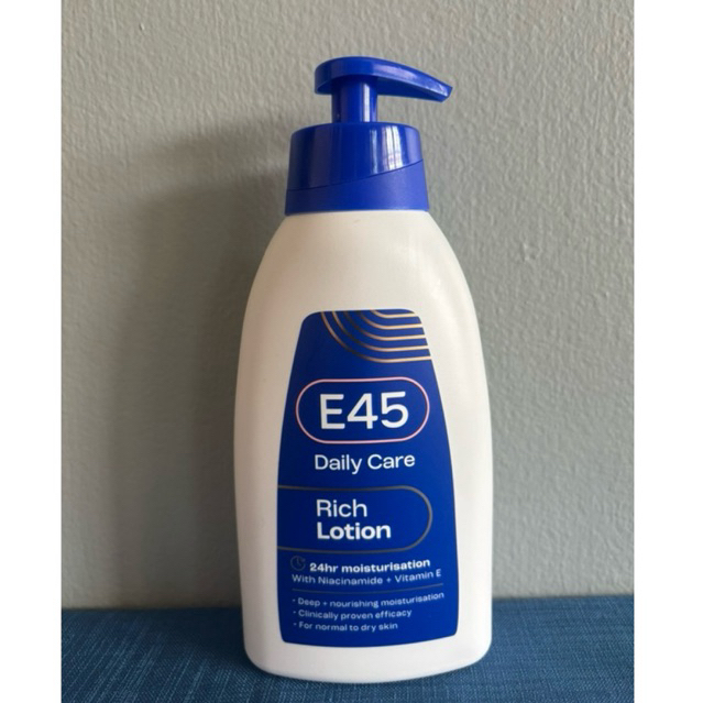 💙แท้💯%จากอังกฤษ🇬🇧 E45 Daily Care Rich Lotion⭐️ขวดปั๊ม400ML
