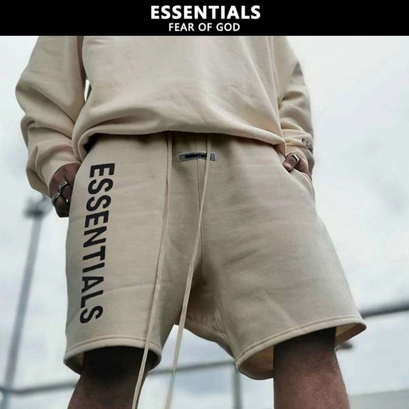 『ESSENTIALS』กางเกงขาสั้น FEAR OF GOD ESSENTIALS กางเกงขาสั้นกีฬาโลโก้ใหญ่