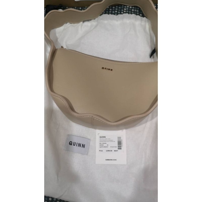 กระเป๋าถือผู้หญิงQuinn