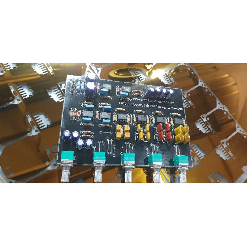 diy ชุดปลับความถี่ GFQ-4(ปั่นเบส-ปั่นกลาง-ปั่นฮอล-ปั่นแหลม)1บอด1เสียง