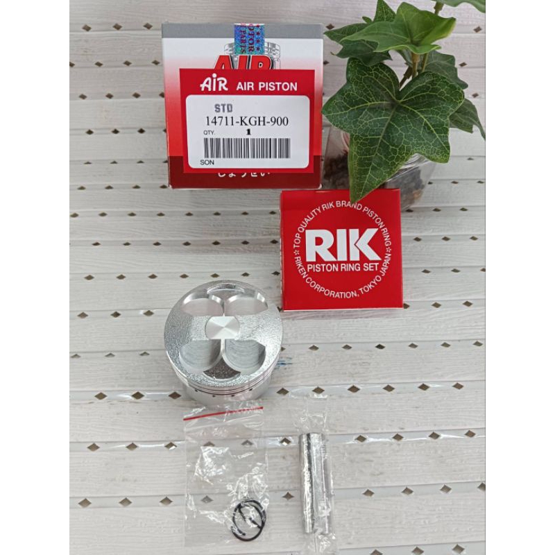 ชุดลูกสูบโซนิค 58-62 มิลสลัก13 พร้อมหลบวาล์ว 4วาล์วใส่ w110i ไม่มีชักหลบวาล์ว 19/17