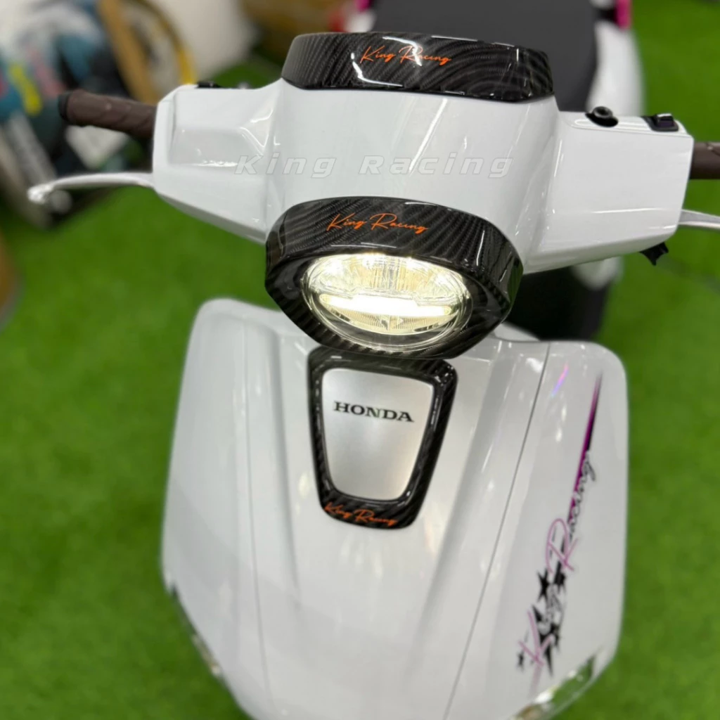 ชุดแต่งคาร์บอน Honda Giorno ลาย 4 ชิ้น ครอบไมล์ ไฟหน้า โลโก้ ไฟท้าย thumbnail 9