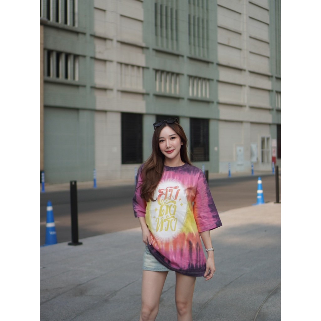 BANGKOK TALES: TOP-เสื้อมัดย้อม-แขนสั้น-สมดังหวัง-2025