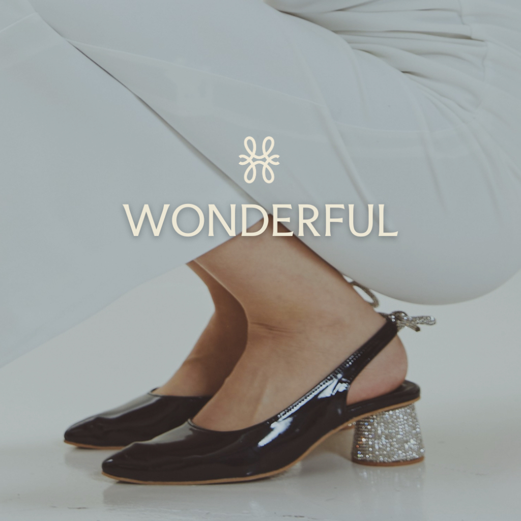 [บวกไซส์] MiniB "Wonderful" #mnb125 - รองเท้าคัชชูส้นสูงส้นเพชร หัวแหลม ประดับโบว์เพชร
