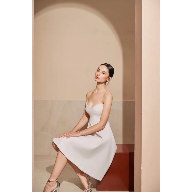 Larobe8 size xs ออกงาน 900