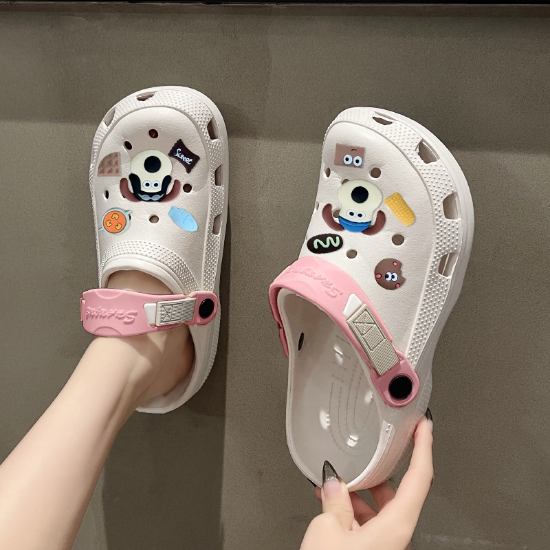 ขายดี  รองเท้าหัวโตแฟชั่นงานเข้าใหม่ ทรงสวย ใส่สบาย มีหลากหลายสี ราคาดี ได้พร้อมเซ็ทตัวติด ซื้อเลย เข้าแล้วหมดไวมากกก