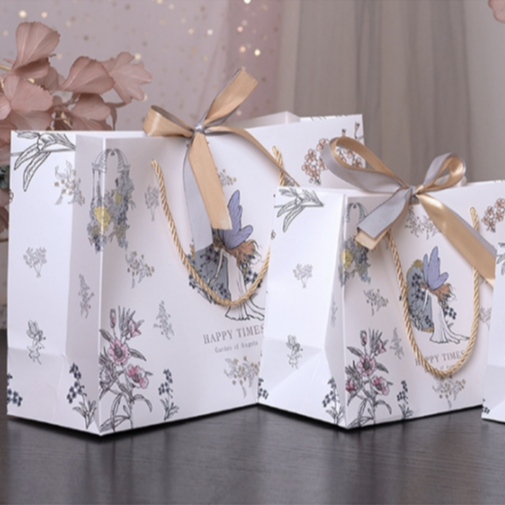 พร้อมส่ง ใหม่ ถุงกระดาษหูหิ้ว Garden of Angel นางฟ้า ถุงขาว ริบบิ้นทองเงิน ใส่ของขวัญ ผ้าขนหนู ของรับไหว้ ถุงบรรจุภัณฑ์