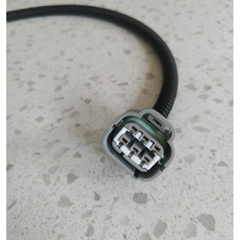ปลั๊กไฟท้ายรถ Toyota Vigo 6 พิน (#001)