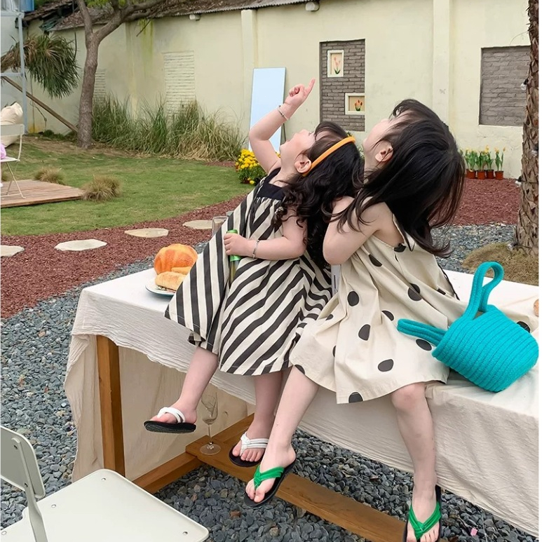 Mom Kids🔥พร้อมส่ง🔥ชุดเดรสเด็ก ชุดเดรสเด็กผู้หญิงลายดอกไม้ชุดเดรสเด็กทารก ลายจุด ใส่สบาย น่ารักๆ