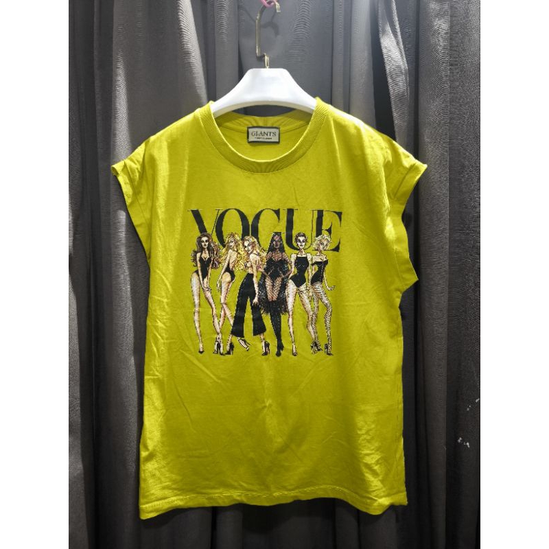 เสื้อยืด  แขนกุด สีเขียวมะนาวใส่เท่ๆปั๊มลายvoque