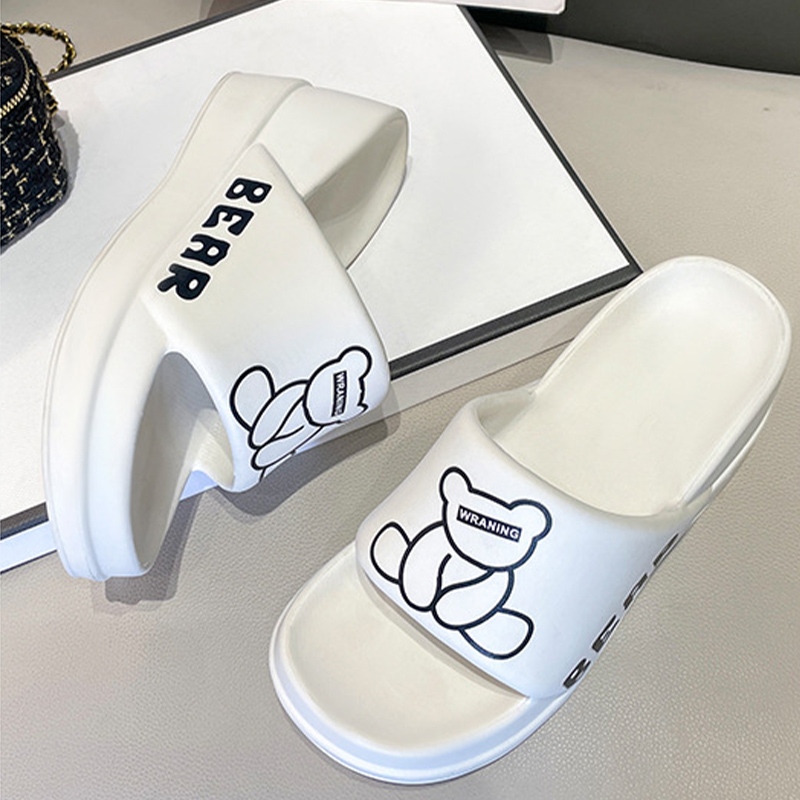 Kicks  คอลเลคชั่นใหม่พร้อมส่ง รองเท้าแตะเสริมส้นแฟชั่น งานสวย มาพร้อมความสูง 6.5 cm ดีเทลงานรองเท้าบอกเลยว่าน่ารักฉ่ำ สินค้า