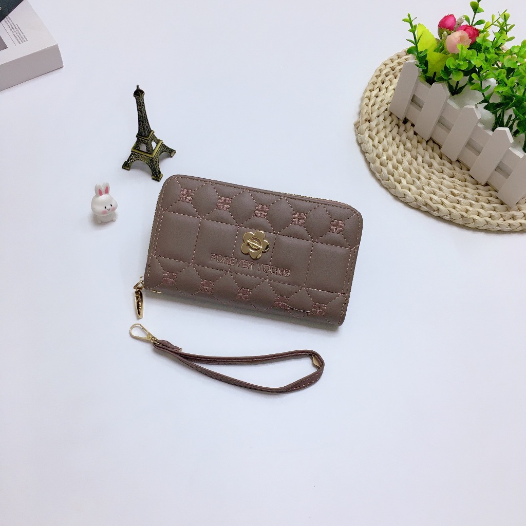 กระเป๋าสตางค์ใบกลางมีช่วงใส่บัตรงทั้งหมด4ช่อง 📌วัดสุด:หนังPU#M14