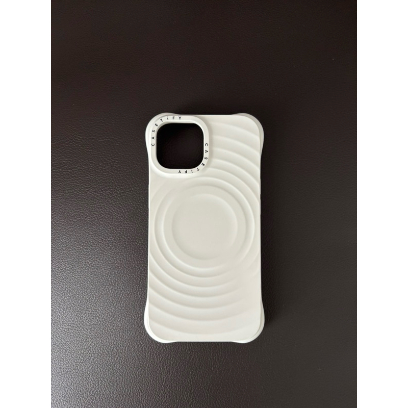 Casetify Ripple case เคสซิลิโคน สีขาว iPhone 15 ของแท้ พร้อมถุง กล่อง