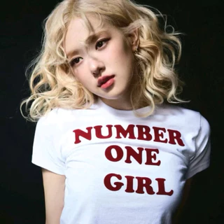(จัดส่งตลอด 24 ชั่วโมง）Angle Official เสื้อยืดกระชับผู้หญิง สไตล์ยุโรป-อเมริกัน ทรงกระชับ ดีไซน์เรียบง่ายสไตล์เกาหลี L8