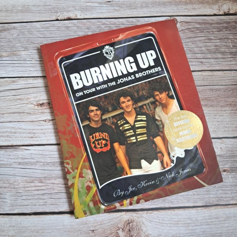 #มือสอง #E : Burning Up : On Tour with the Jonas Brothers by Joe,Kevin &Nick Jonas