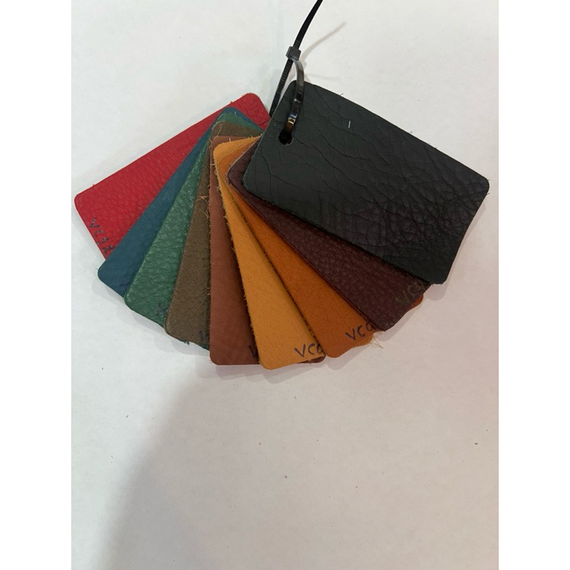 ตัวอย่างหนังวัวสำหรับดูสีหนังจริง (Genuine Leather Sample)