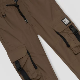 DAVIE JONES [BLK STREET] กางเกงจ็อกเกอร์ผู้ชาย Relax Fit Joggers สีดำ น้ำตาล GP0072