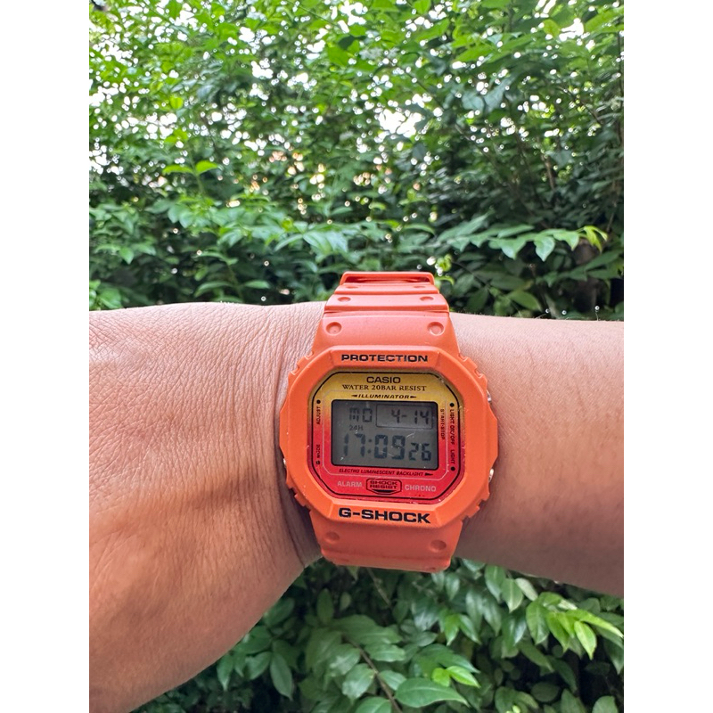 นาฬิกา CASIO G SHOCK DW 5600LC 4JF Summer Gradation Orange  Watch Rare Model (ยักษ์เล็ก) สีสะสม แท้ม
