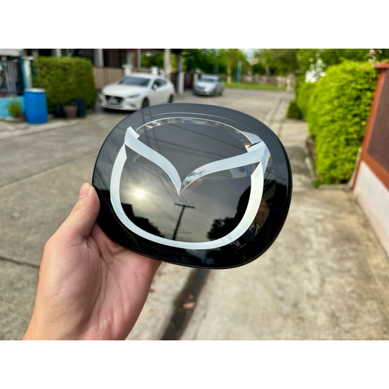 MAZDA CX-3 CX-5 CX-8 CX-9 Mazda3โลโก้แก้ว หน้ากระจัง Front Grill Emblem โลโก้หน้ากระจัง พาร์ทอะไหล่แท้ ส่งไว ของแท้ใหม่
