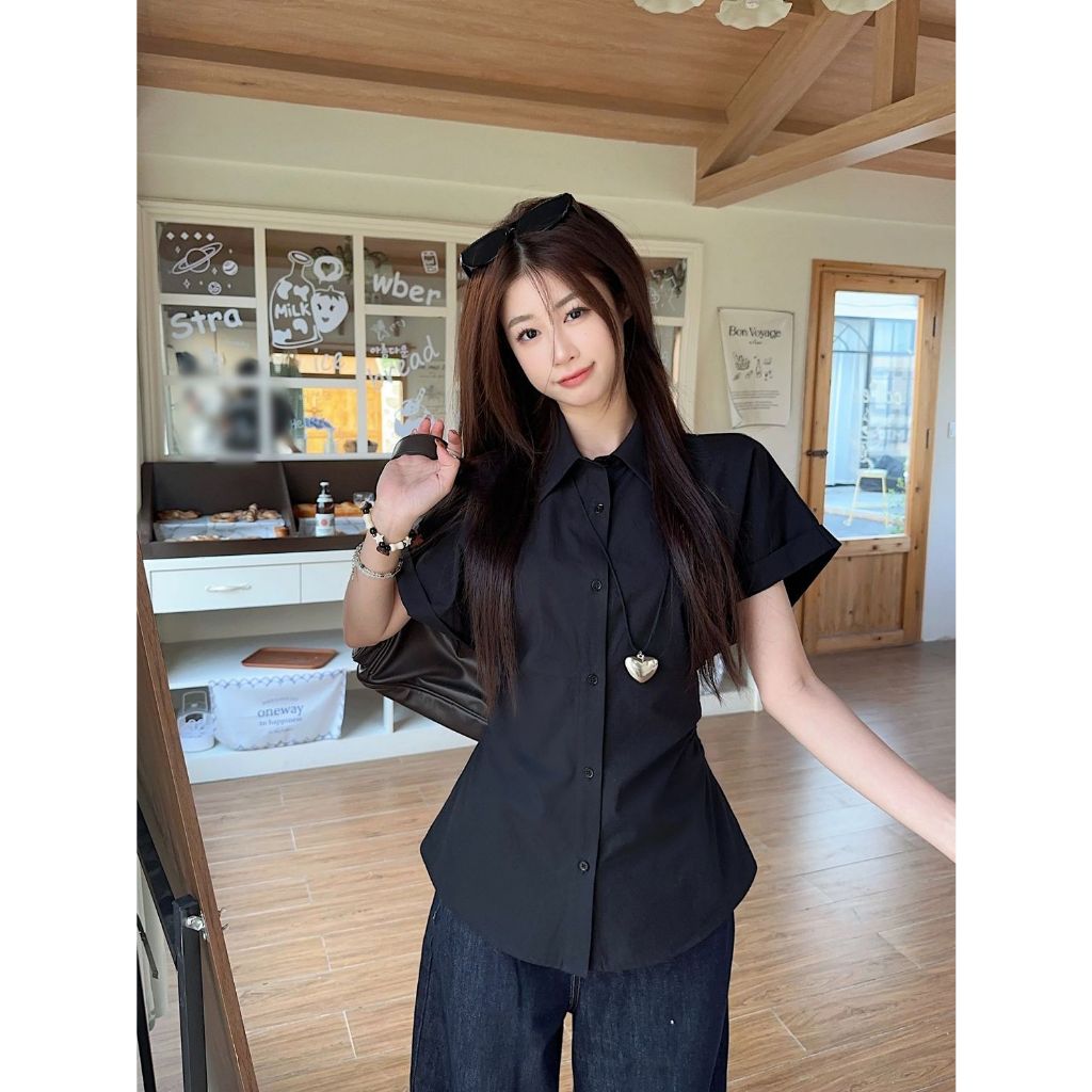 COCO💙เสื้อสุภาพสตรี แขนสั้น สีทึบ ปลอกคอ POLO ประเภทรุ่น Slim Fit ความเรียบง่าย อารมณ์ แฟชั่นสบาย ๆ การเดินทาง ทุกวัน