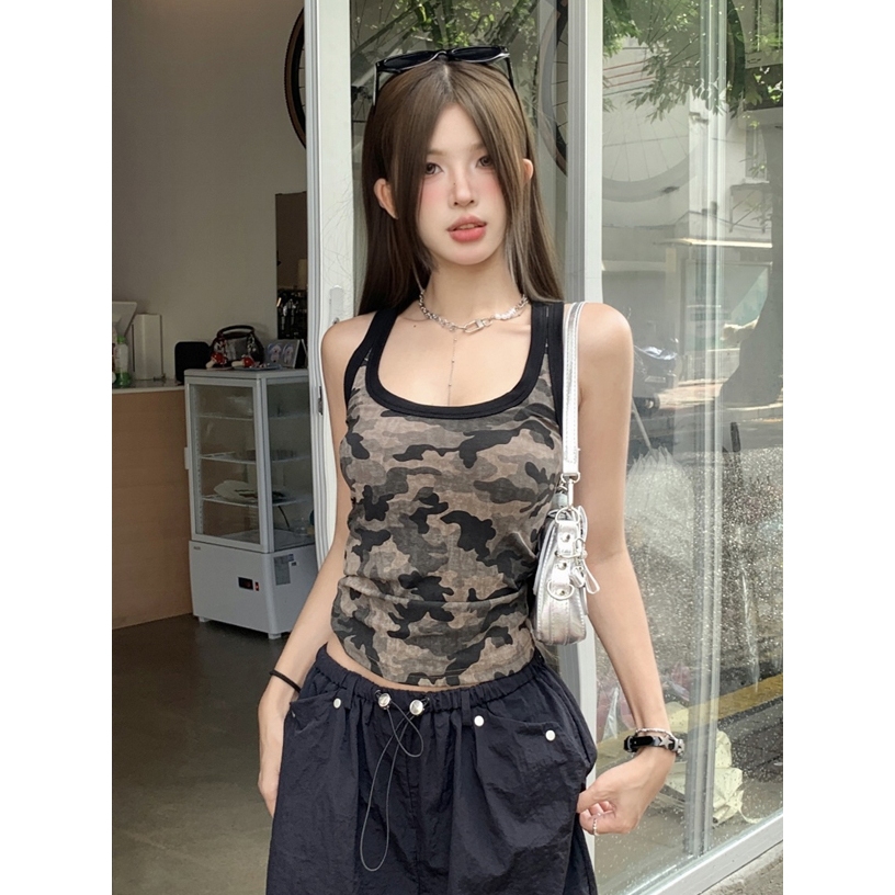 เสื้อกล้าม เสื้อเเขนกุด ลายทหาร คอสี่เหลี่ยม สายใหญ่#2301