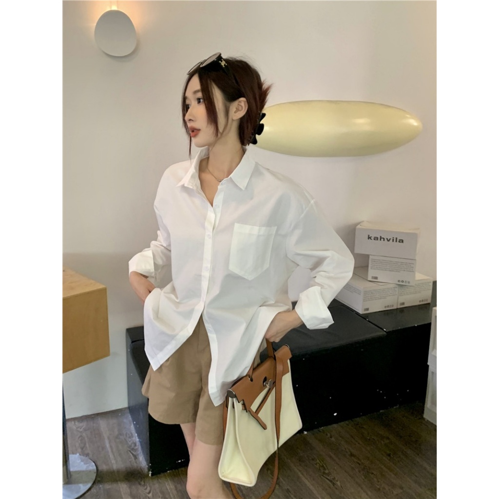 เสื้อเชิ้ตผู้หญิง เสื้อคลุมแขนยาว แต่งกระเป๋าหน้า สีพื้น ผ้าดี ทรงหลวม - รูปที่ 3