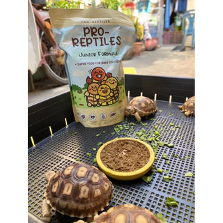 Pro-Reptiles junior อาหารเต่าสูตรสำหรับเต่าเด็ก น้ำหนัก 400g