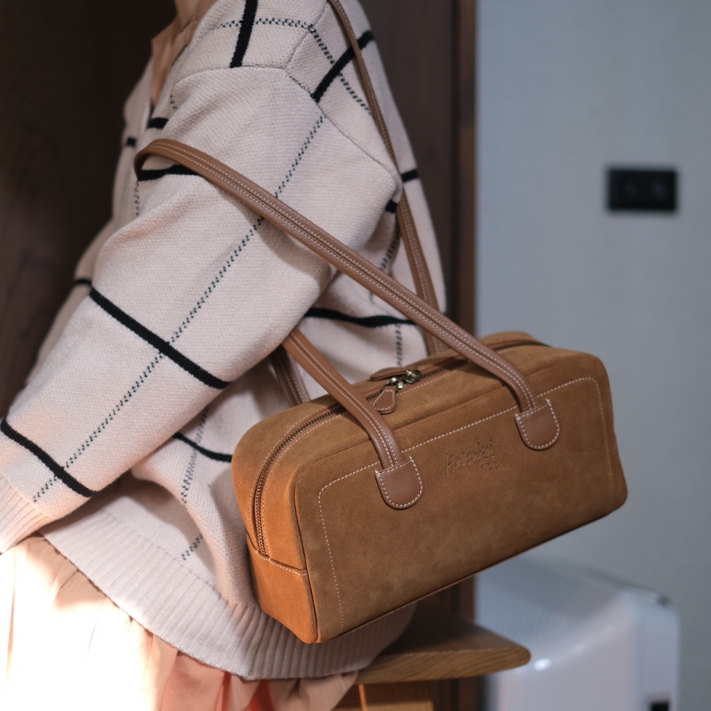 NEW!! ใหม่ล่าสุด กระเป๋าขึ้นไหล่ หนังวัว นุ่มและเบาสุดๆ Musubi by Hatsukoi Leather Bag