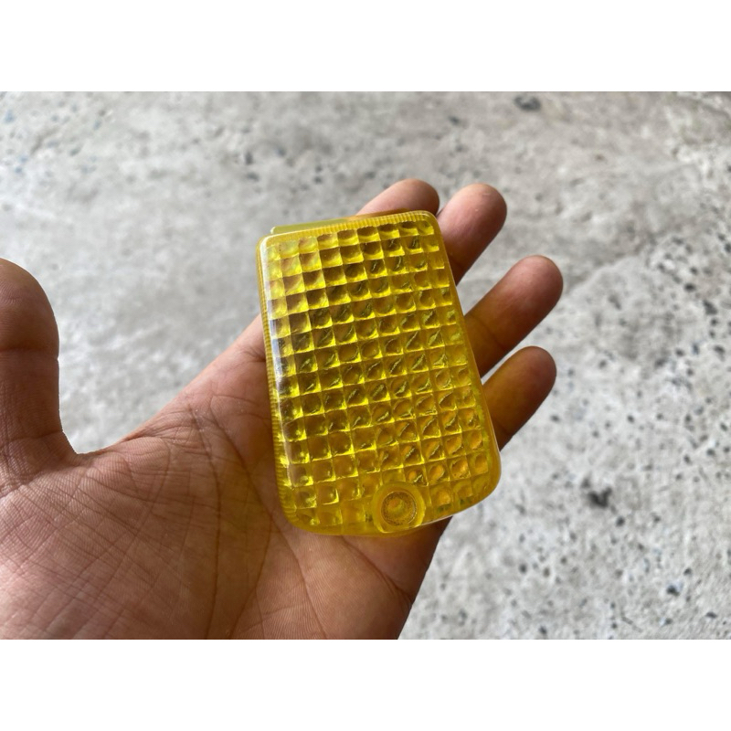 ฝาไฟหรี่ Fr80 ss ของใหม่เก่าเก็บงานเก่า สวย พร้อมใช้งาน