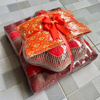 ของรับไหว้ชุดหมอนฟักทอง+เบาะนั่งเล็ก+ผ้าซิ่น/ผ้าข้าวม้า/ผ้าขนหนูราคาส่ง110.-ราคารวมโบว์/ซีนพลาสติกมีบริการป้ายชื่อห้อย