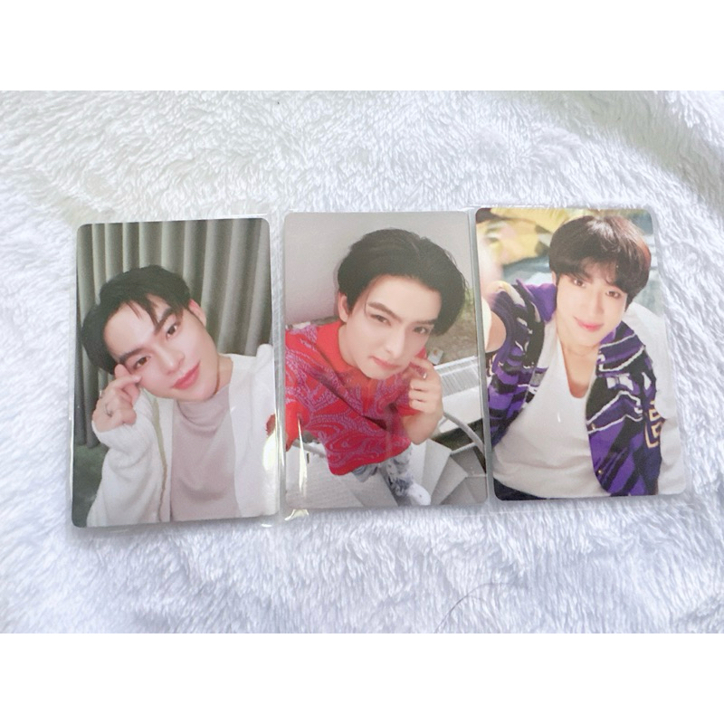 BUS 1ST ANNIVERSARY PHOTOCARD