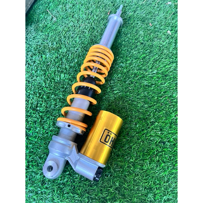 โช๊คหลังเวสป้า vespa sprint  lx125 s125โช๊คแต่ง                                   .