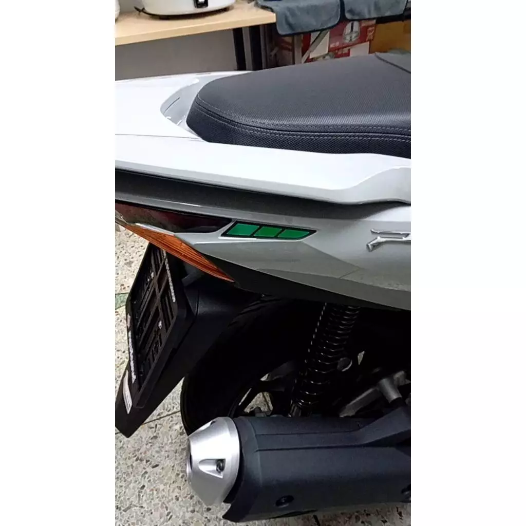 สติ๊กเกอร์แต่งใต้กันตกท้าย PCX 160 2025 thumbnail 3