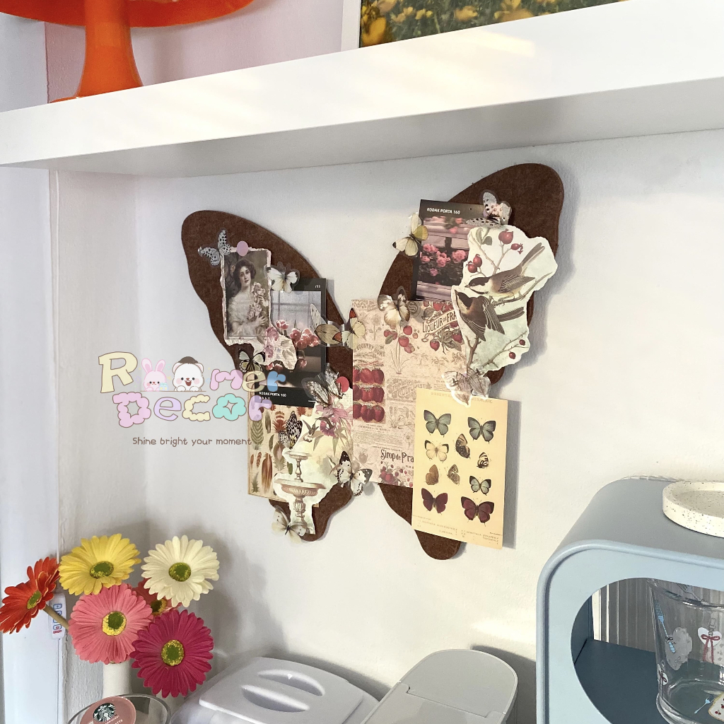 Roomer.Decor [พร้อมส่ง] กระดาน บอร์ดตกแต่ง กระดานสักหลาด ผีเสื้อ วินเทจ