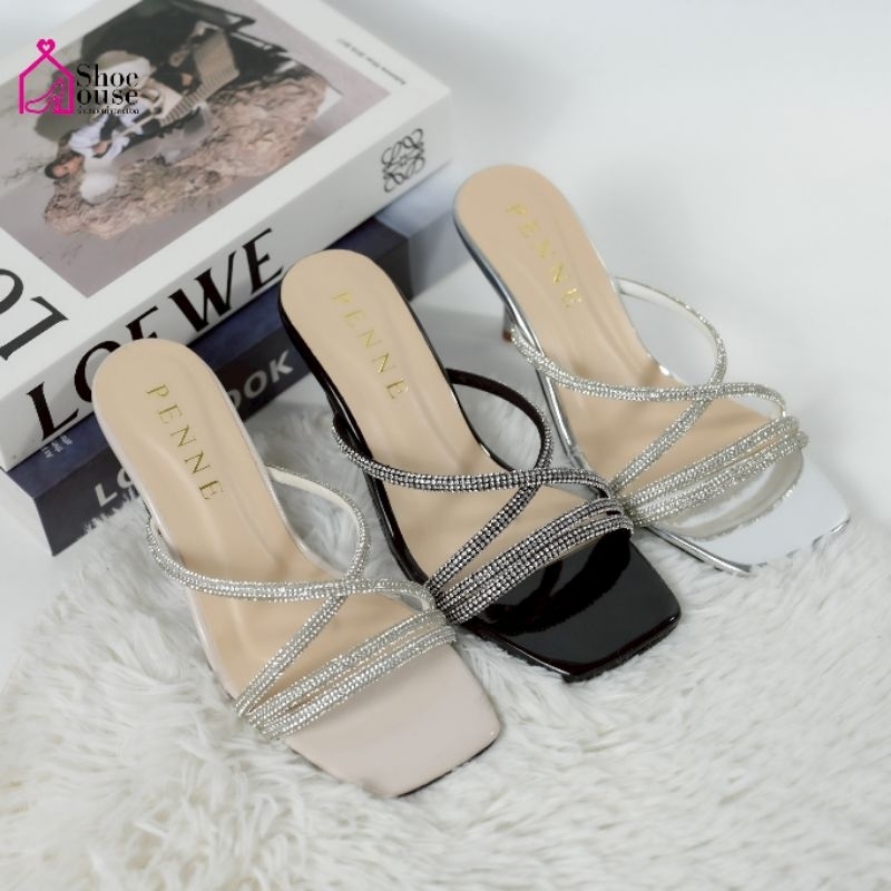 รองเท้าส้นสูง สายคาดเพชร แบบสวม ส้น 3 นิ้ว