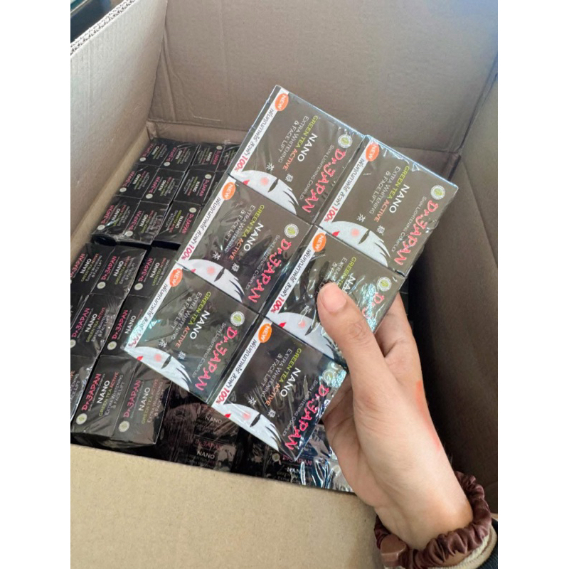 ครีมชาเขียว  ยกโหล1แพ็ค/ 12ชิ้น สิว ฝ้า หน้าดำ  กระจาย (หน้าขาวนวลเนียล อมชมพู)