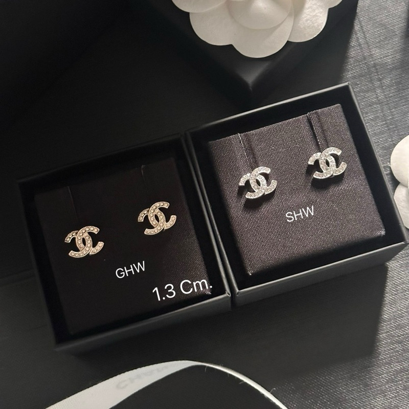 🖤New! Chanel Earrings 1.3 Cm. (❗️เช็คสต็อคก่อนสั่งอีกทีนะคะ)