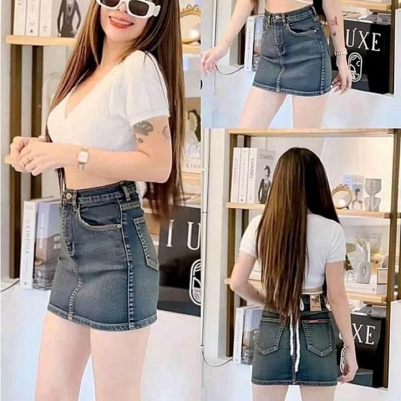 กระโปรงยีนส์ ป้าย BB jeans