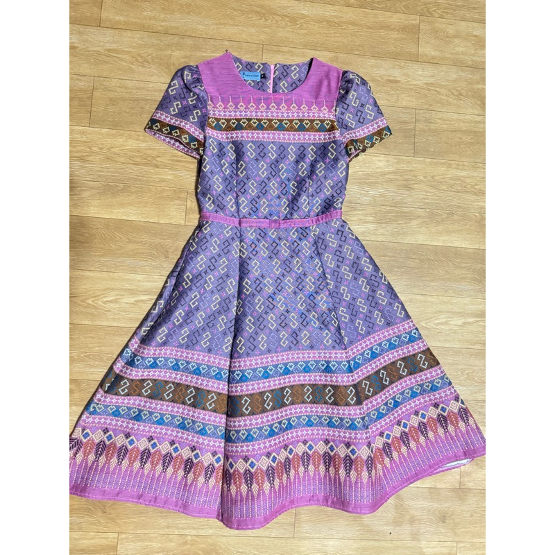 ส่งต่อ gallery kloset เดรสผ้าไทย สีม่วง size ss