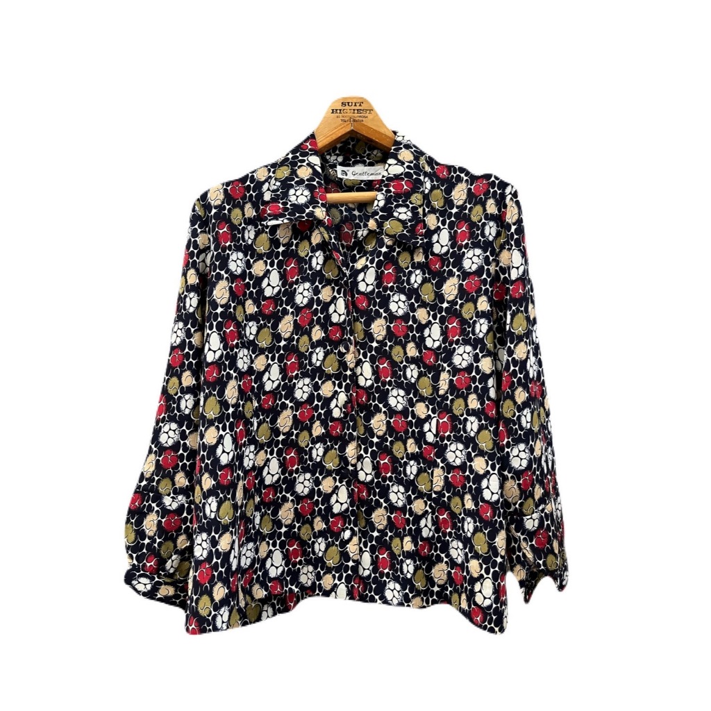 เสื้อวินเทจ ผู้หญิง แขนยาว อก42/เอว42/ไหล่16/ยาว23 มือสอง งานญี่ปุ่น (Vin91) ซักแล้ว