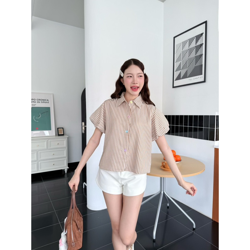 Khun Studio - เสื้อคอปกแขนพอง ลายทางสีพาสเทล💕 - รูปที่ 3