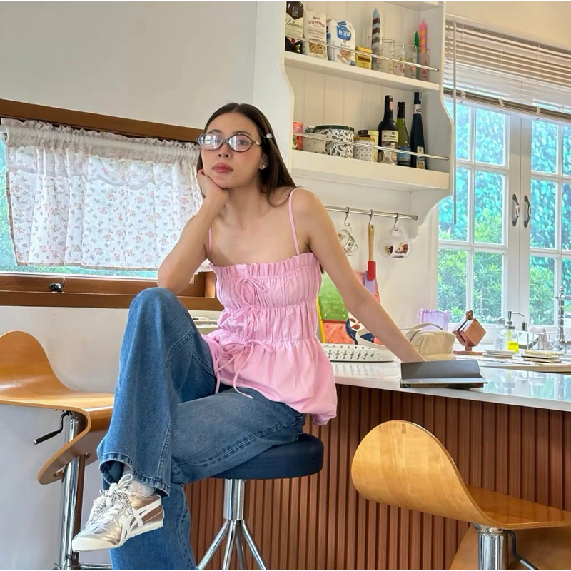 รับพรีเสื้อ hunnie balloon top จากร้าน vynn.official