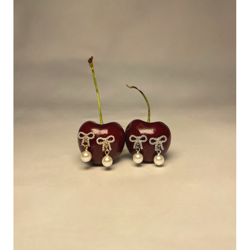 CLAIREN.BK - ของแท้ (พร้อมส่งทุกสี) Audrey Earrings ต่างหูโบกลิตเตอร์ มีมุกแต่งห้อย ติดแกมสุด (CL004)