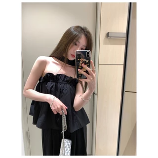 เสื้อครอป เกาะอก สีดำ มีสายคล้องคอแบบติดกระดุมจากด้านหลัง อกสม็อค ผ้าเปลือกไม้ ยับยาก เสื้อเบลาซ์ #8929