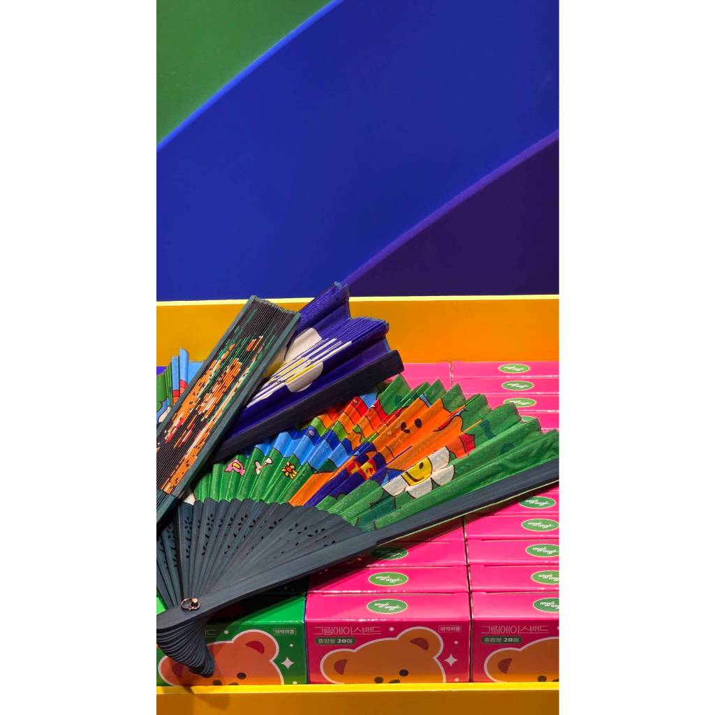( พร้อมส่ง ) Wiggle Wiggle Bamboo Floding Hand Fan พัดไม้ไผ่ ราคา ถูกที่สุด ดีลบีเคเค แกลเลอรีภาพที่ 6