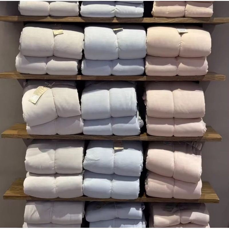 [MUJI] เซ็ตปลอกหมอนและผ้านวมสัมผัสเย็น รุ่น คูลลิ่ง - Cooling Pillow Case With Light Comforter