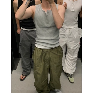 เสื้อกล้าม สีพื้น กระดุม 3 เม็ด ทรงเข้ารูป สไตล์เกาหลี ใส่ได้ทั้งผู้ชายและผู้หญิง B58