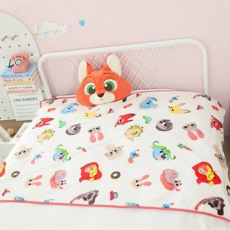 หมอนผ้าห่ม Zootopia / stitch