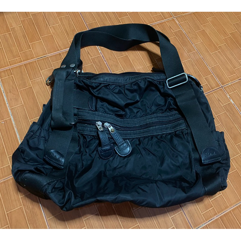 กระเป๋าหิ้ว สะพายไหล่ได้ Salad สภาพมากกว่า 85%